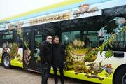 Les monstres de Stan Manoukian "envahissent" le 14e bus électrique de la flotte Azalys !
